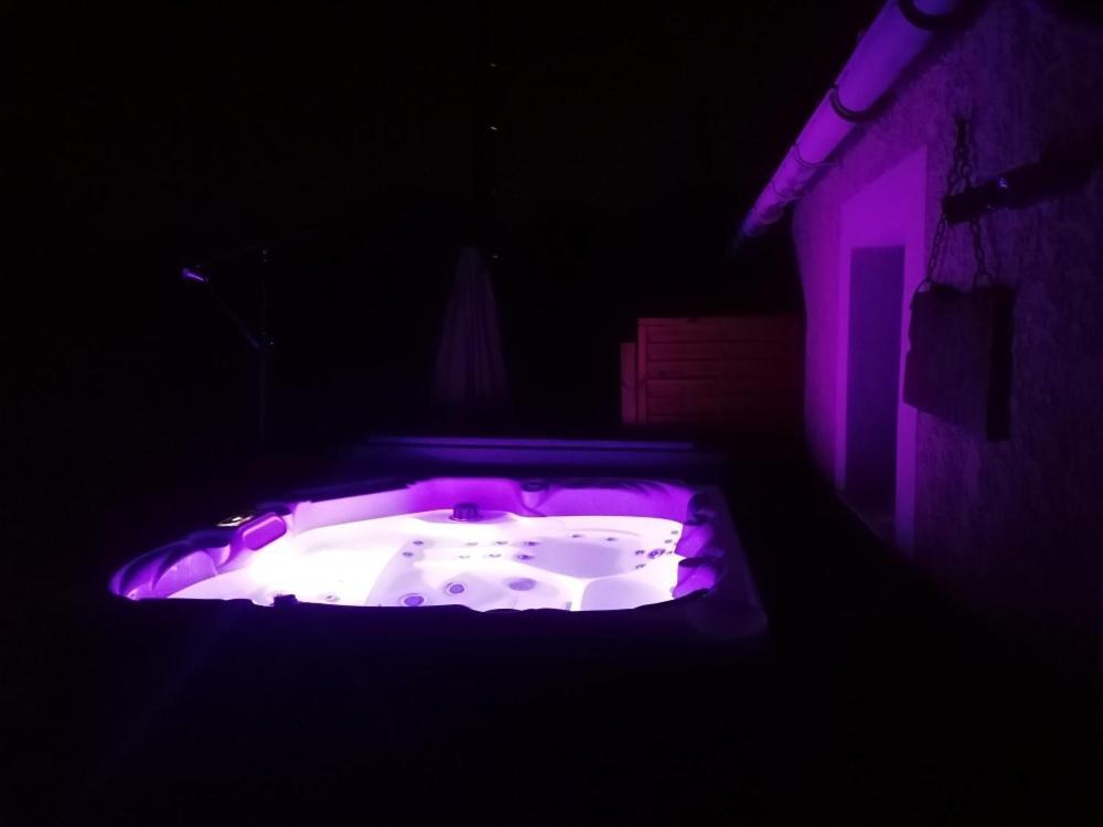 Gite De Charme Spa Privatif L'Oustau Di Tonin Malaucène Zewnętrze zdjęcie